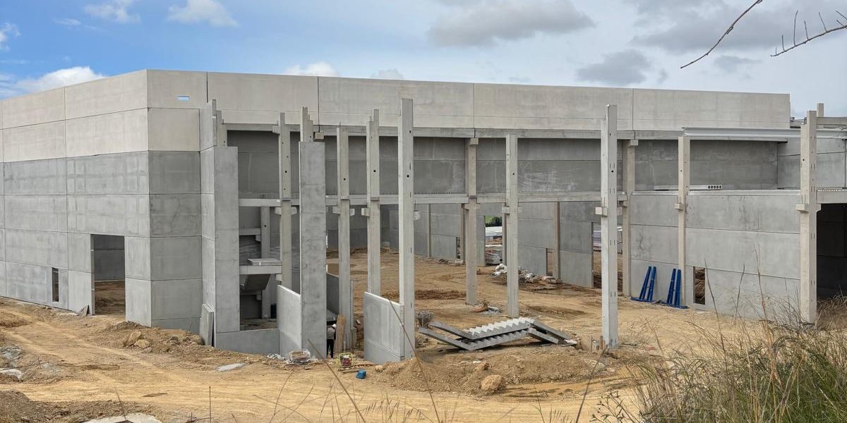 CONSTRUCCION